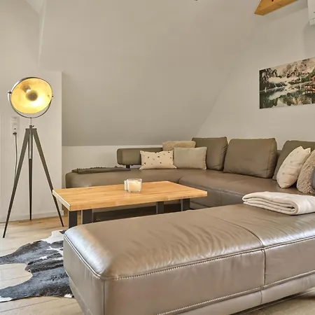 Апартаменты Penthouse Cassiopeia By Aa Homes In Out Тауплиц