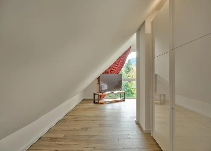 Penthouse Cassiopeia By Aa Homes In Out 公寓